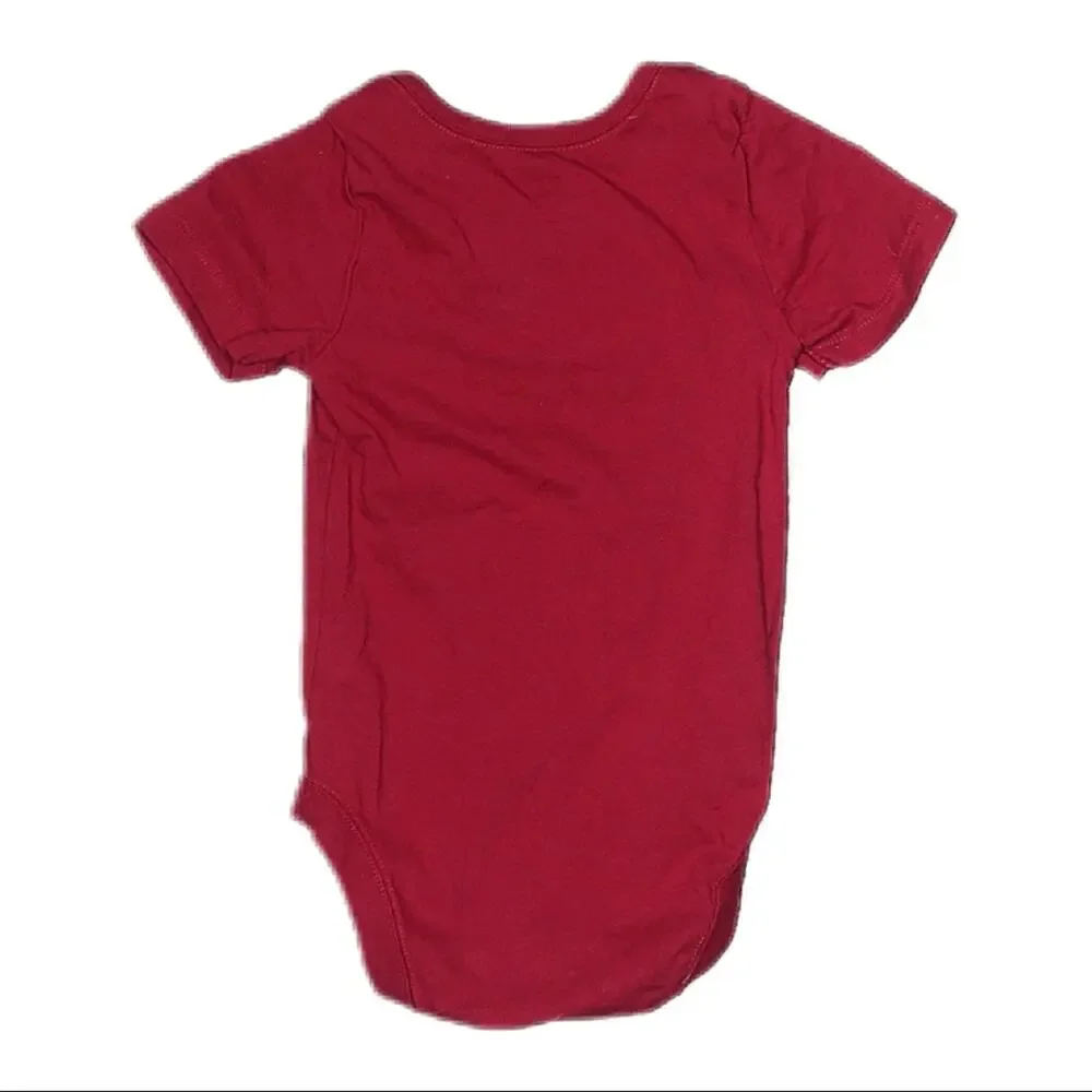 The Children’s Place Not Sorry Short Sleeve Onesie Bodysuit Size 9-12M Red